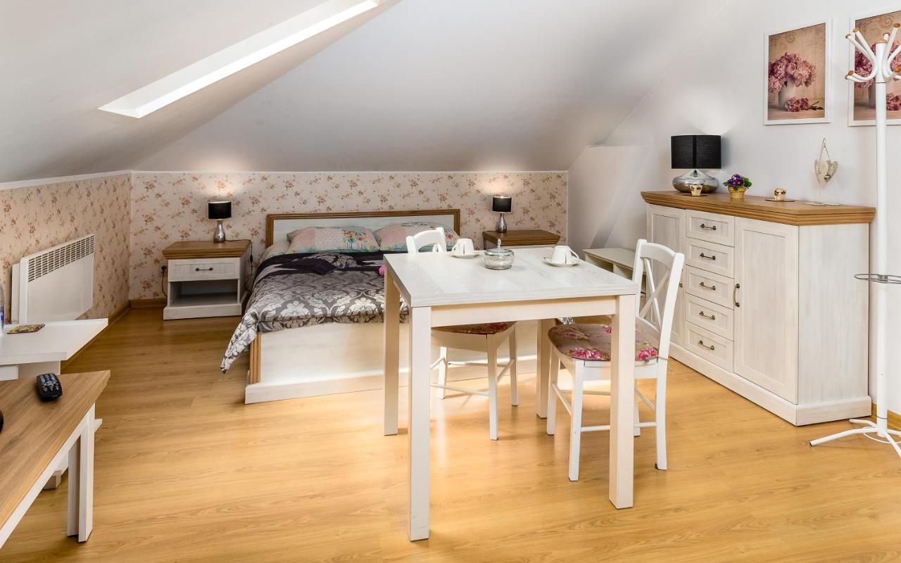 Hostel Koral Шчечин Екстериор снимка