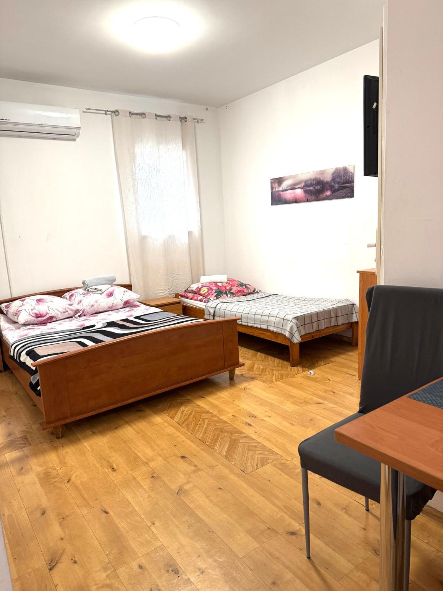 Hostel Koral Шчечин Екстериор снимка